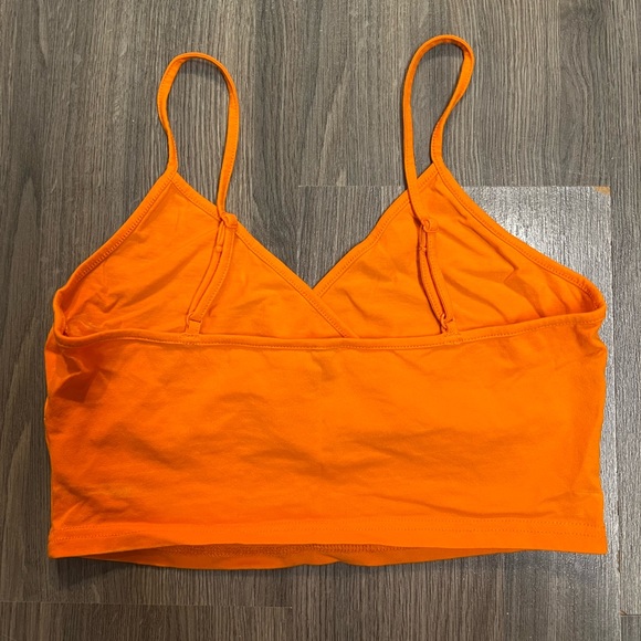 ⭐️3/$20 Shein Crop Top - Picture 2 of 3